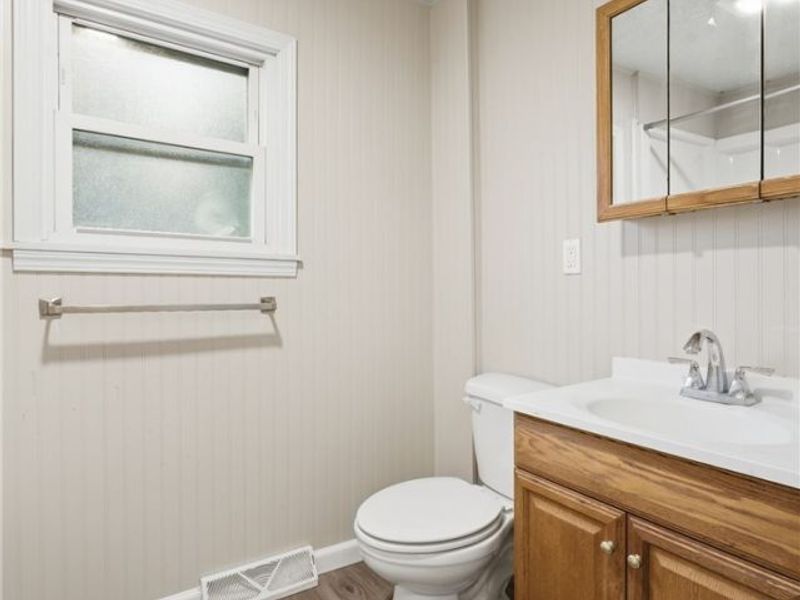 294 Plain Street, Magnolia, OH 44643 Photo 19