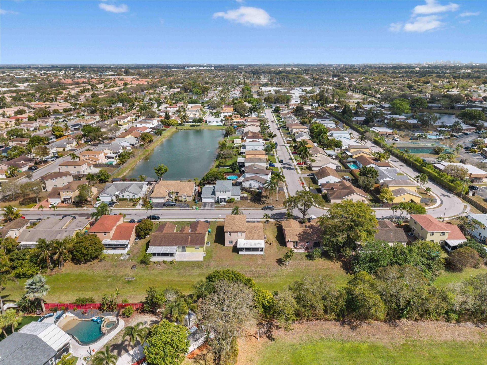 5227 NW 96th Avenue, Sunrise, FL 33351 Photo