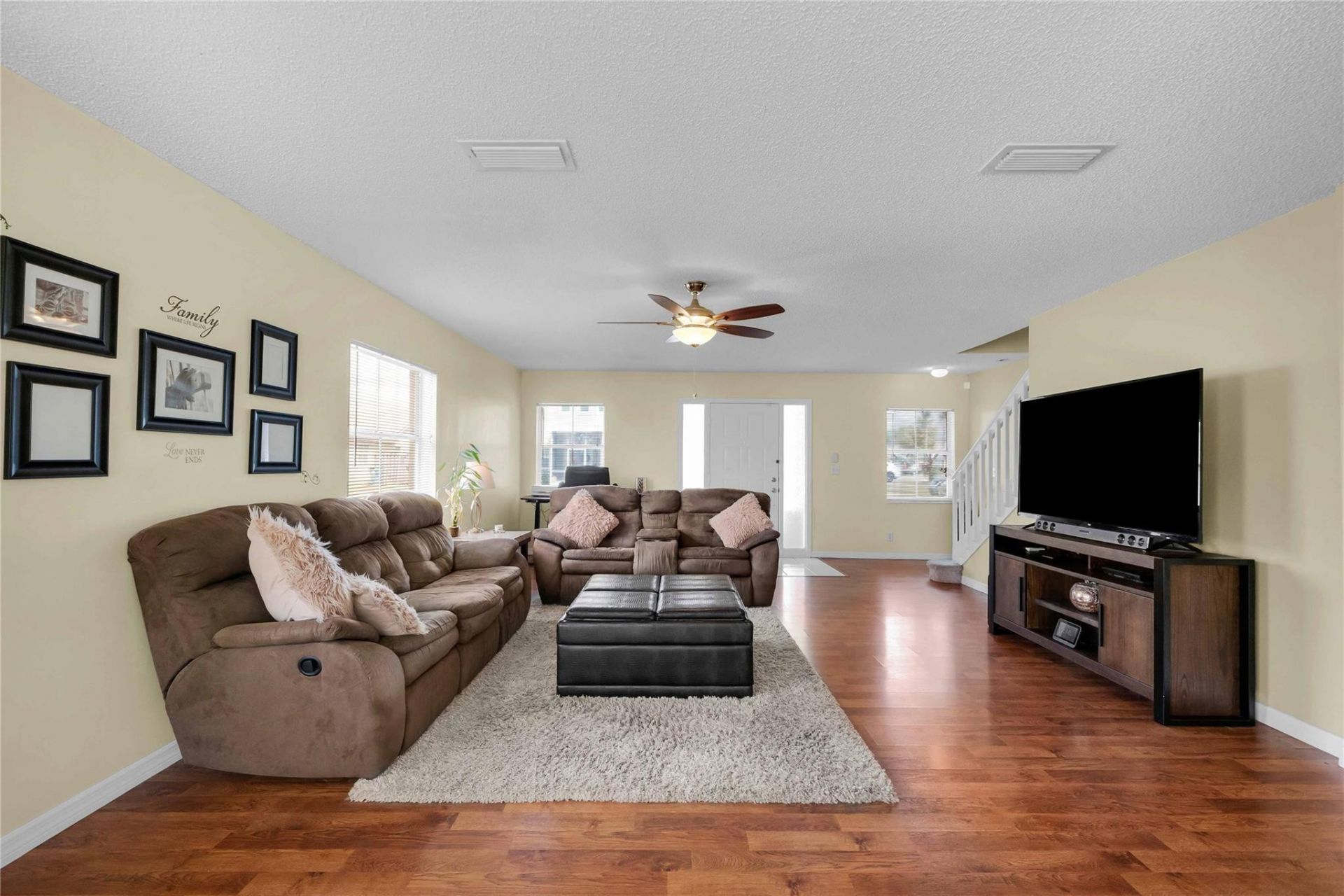 5227 NW 96th Avenue, Sunrise, FL 33351 Photo