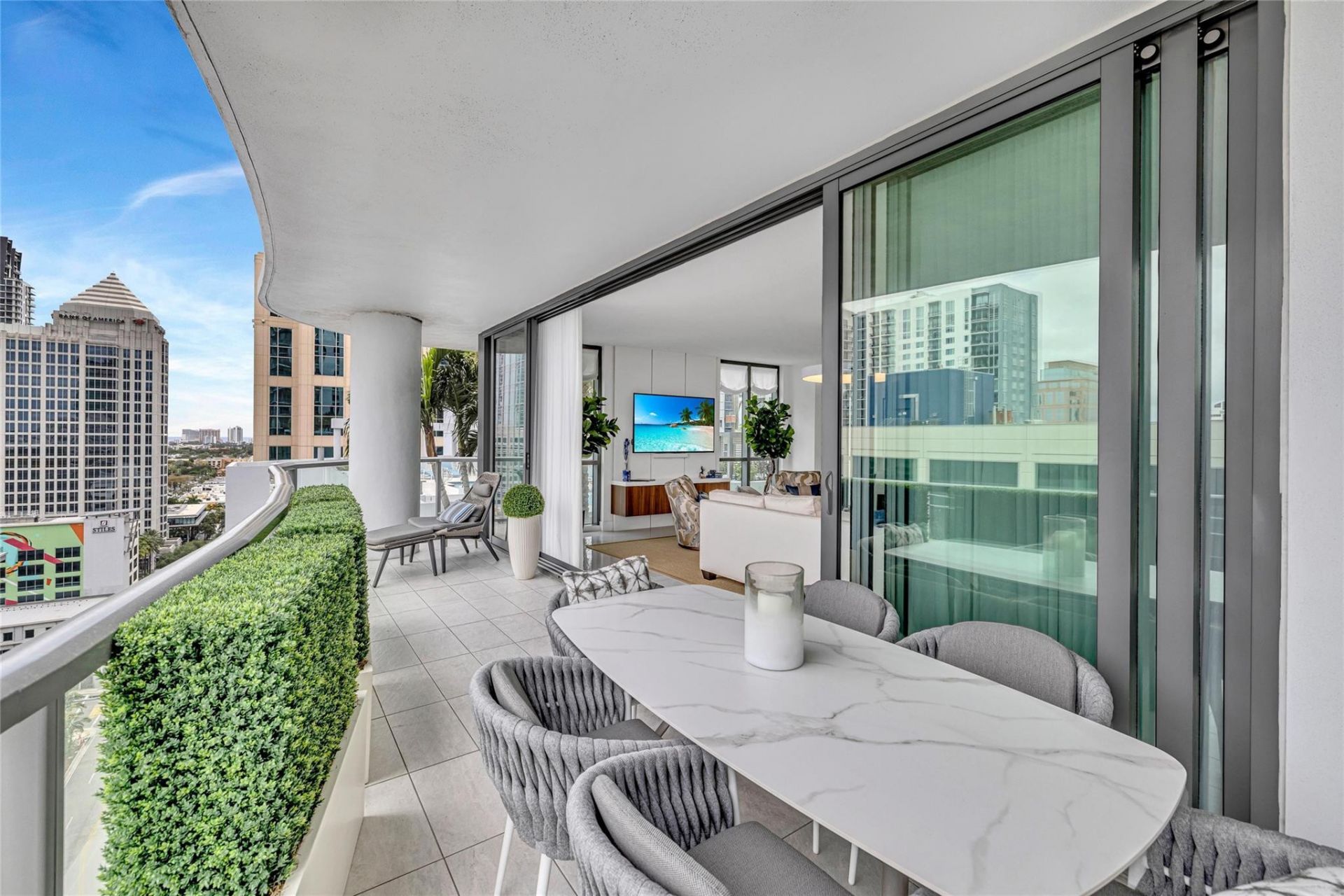 100 E Las Olas Boulevard, Unit 1701, Fort Lauderdale, FL 33301 Photo