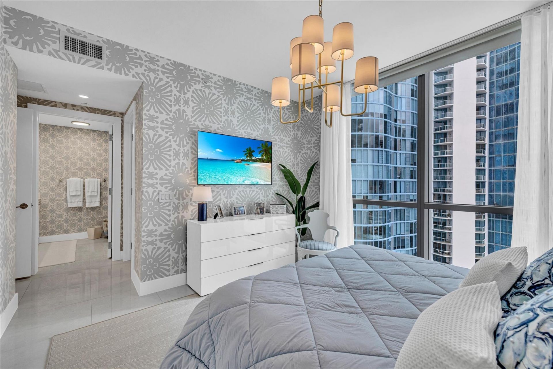 100 E Las Olas Boulevard, Unit 1701, Fort Lauderdale, FL 33301 Photo