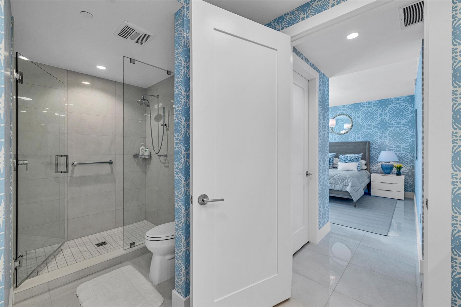 100 E Las Olas Boulevard, Unit 1701, Fort Lauderdale, FL 33301 Photo