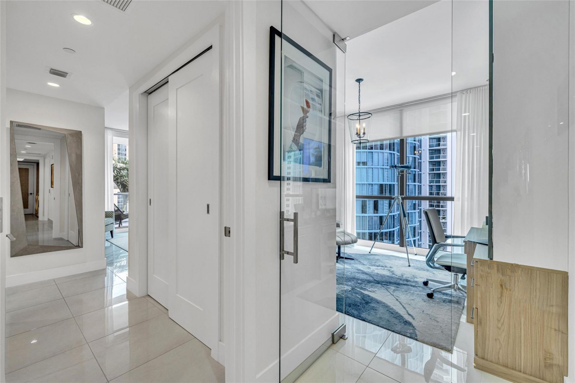 100 E Las Olas Boulevard, Unit 1701, Fort Lauderdale, FL 33301 Photo