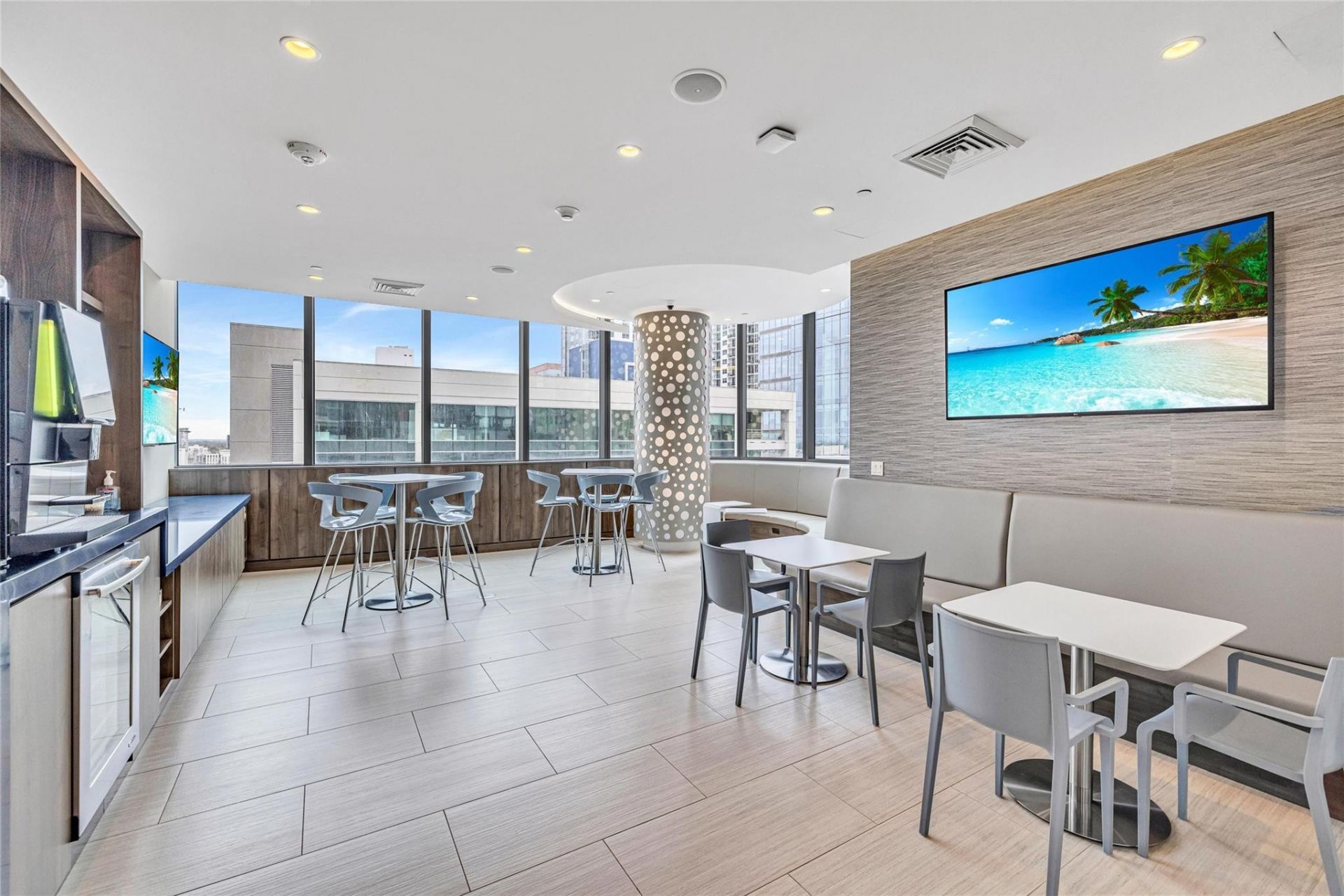 100 E Las Olas Boulevard, Unit 1701, Fort Lauderdale, FL 33301 Photo