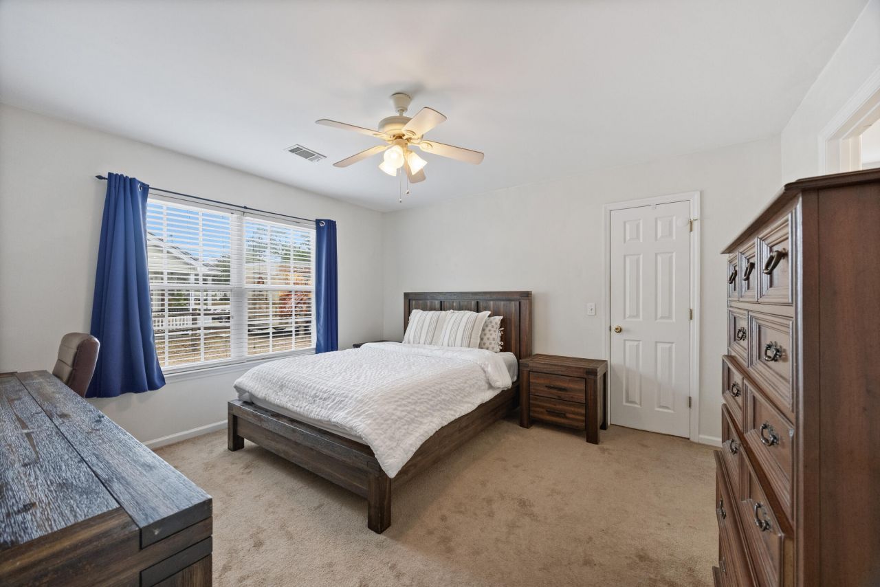 18 Royal Star Drive Photo 17