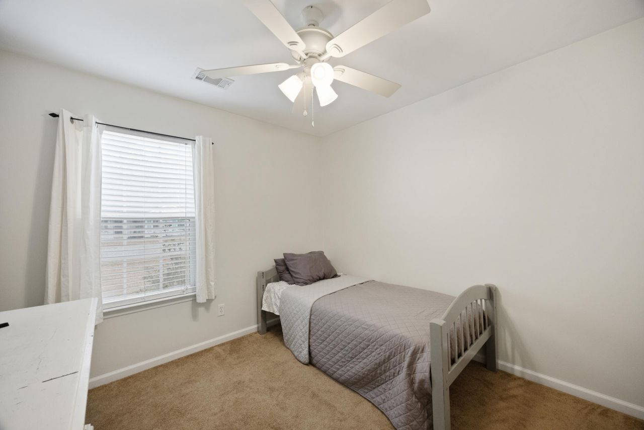 18 Royal Star Drive Photo 26