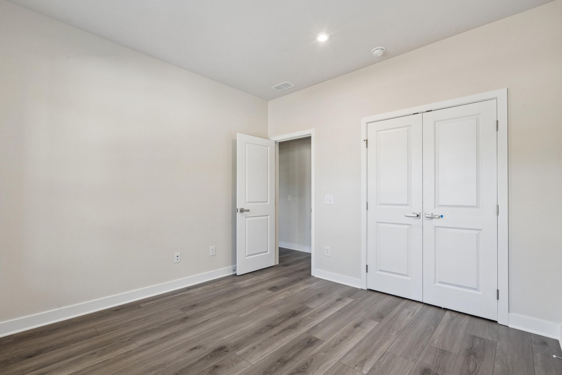 1051 Thinleaf Avenue Photo 21