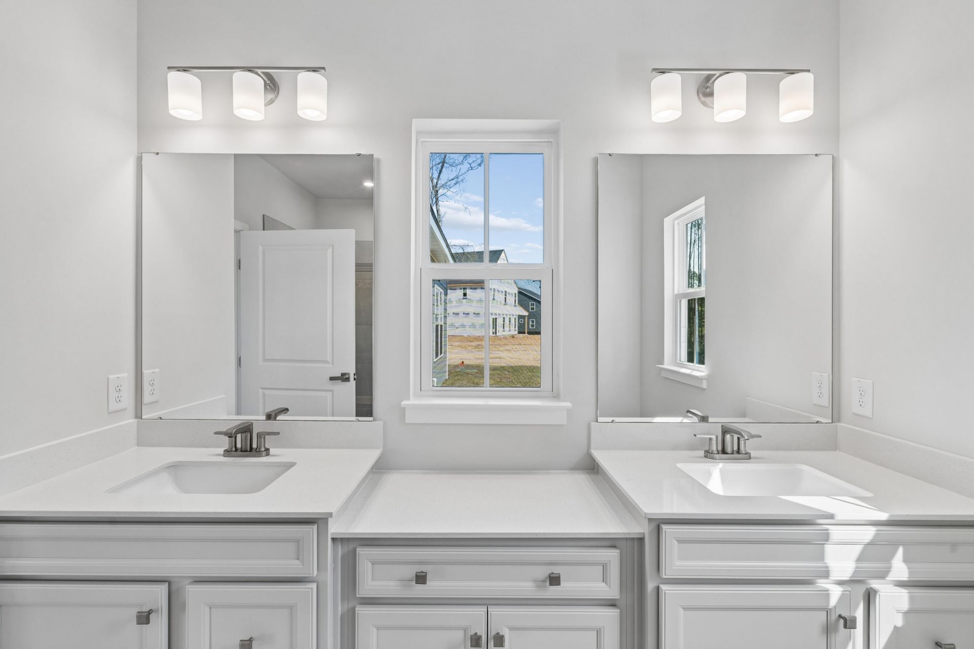 1051 Thinleaf Avenue Photo 33