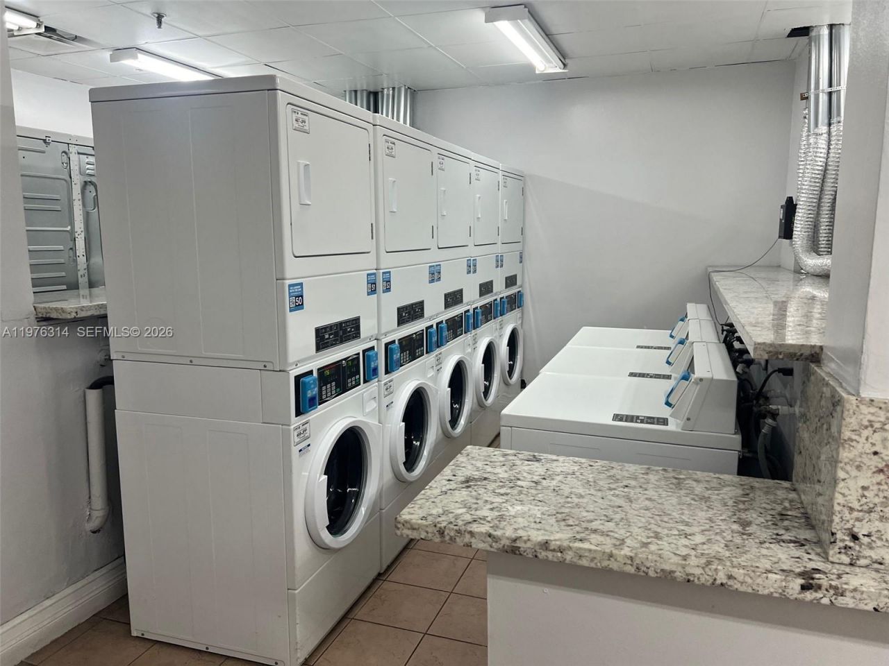 850 N Miami Ave , Unit W-1806, Miami, FL 33136 Photo