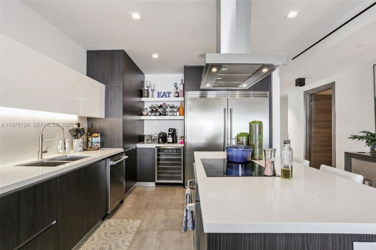 1930 Bay Dr , Unit 4, Miami Beach, FL 33141 Photo