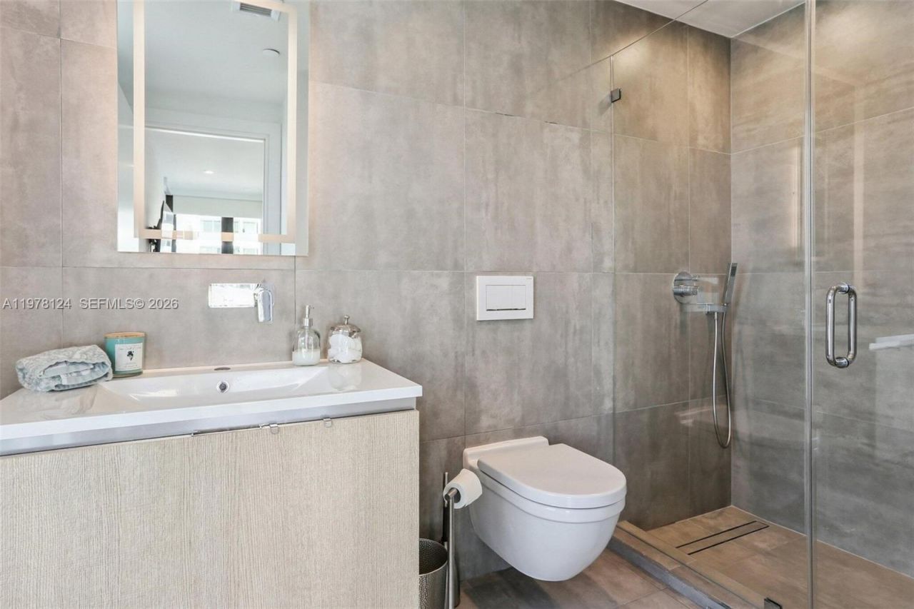 1930 Bay Dr , Unit 4, Miami Beach, FL 33141 Photo