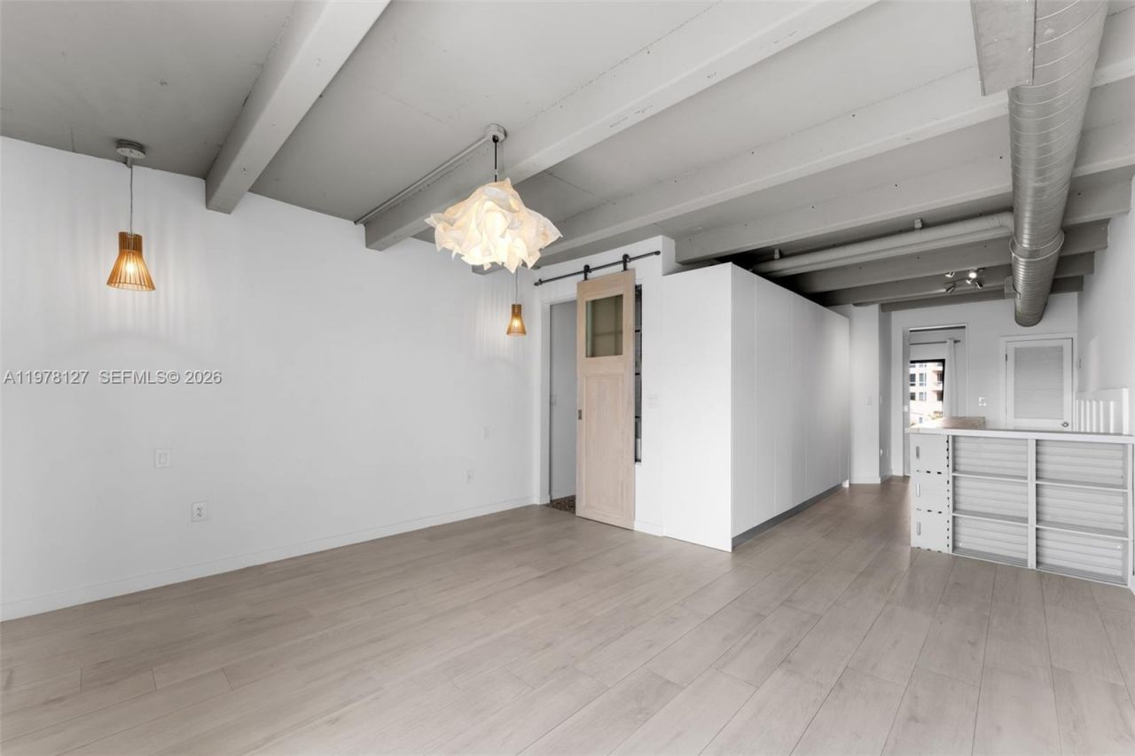 6901 Edgewater Dr , Unit 315, Coral Gables, FL 33133 Photo