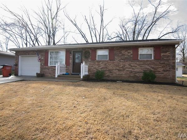 1508 Morning Glory Drive, Vandalia, IL 62471