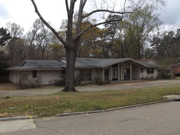 147 Woodland Drive, El Dorado, AR 71730