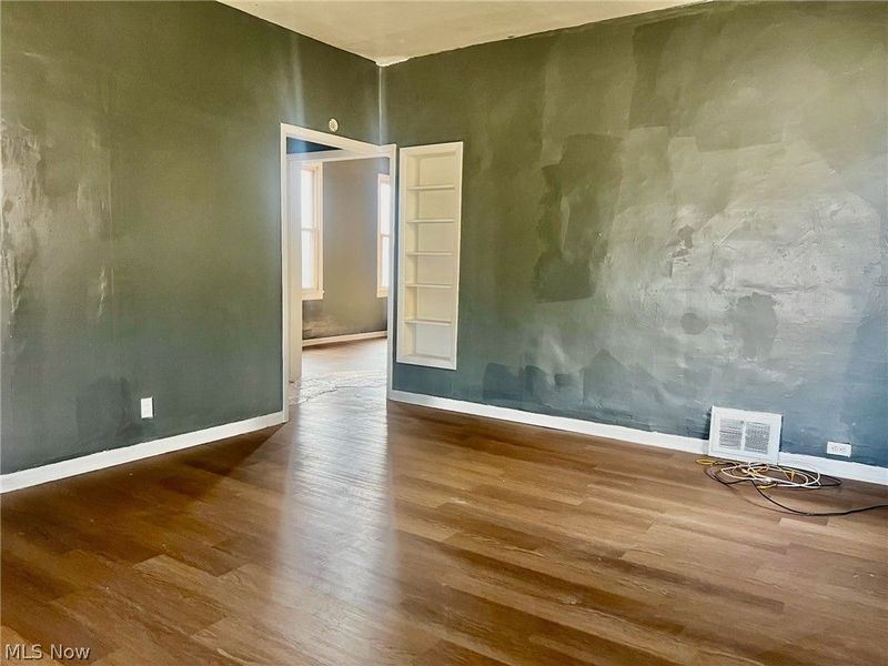 3508 Independence Road, Cleveland, OH 44105 Photo 3