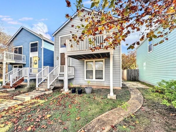 338 trestle tree, Unit C, San Marcos, TX 78666