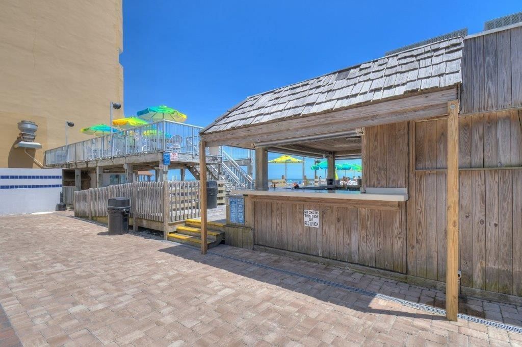 9550 Shore Dr. Photo 17