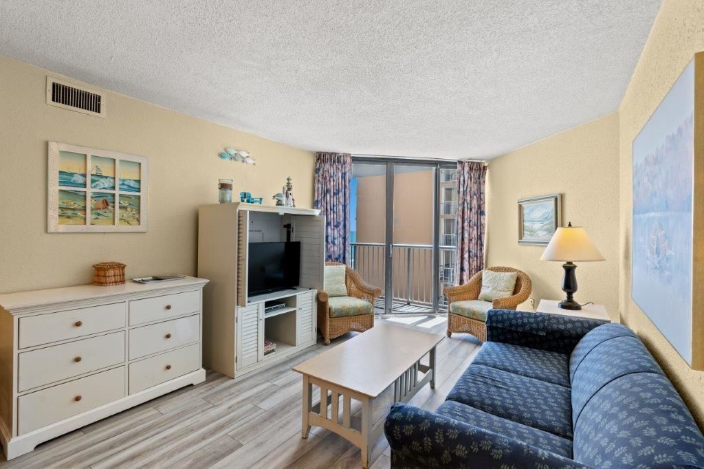 9550 Shore Dr. Photo 4