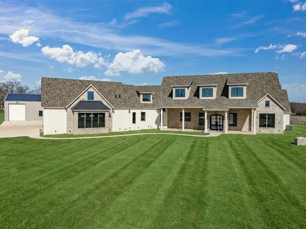 623 Lake Valley Road, Sunset, TX 76270