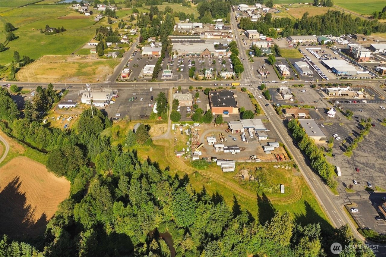 8082 Guide Meridian Road , Lynden, WA 98264