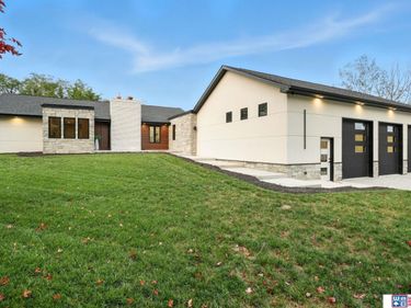 6250 S 112th Street , Lincoln, NE 68526