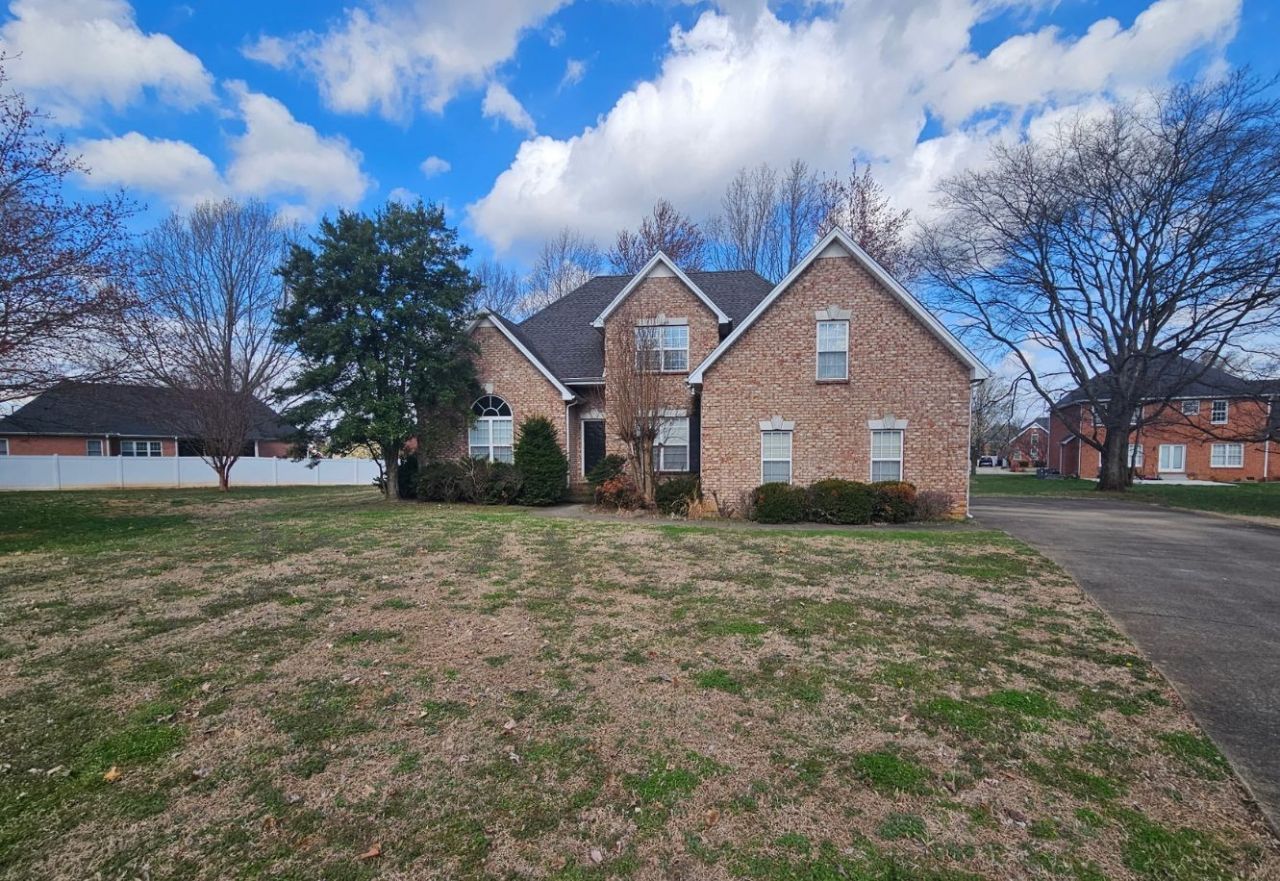 1005 Ithaca St, Murfreesboro, TN 37130 Main Photo