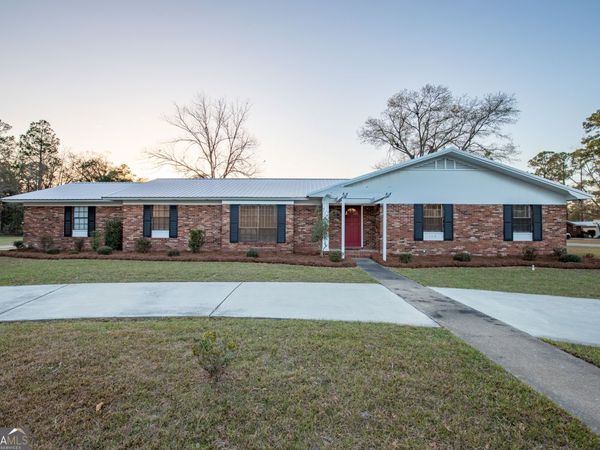 185 Pierce Street, Jesup, GA 31545