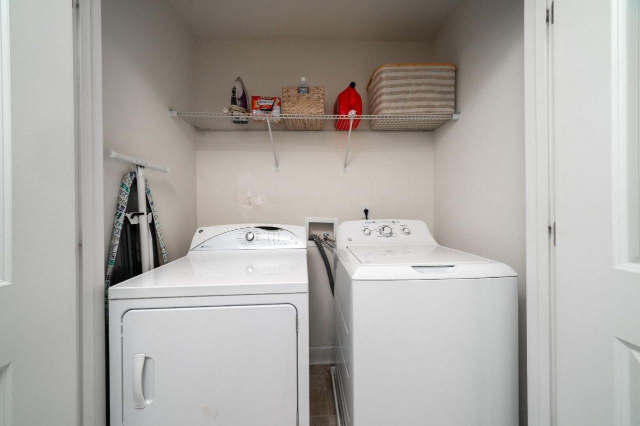 3571 Bagley Drive Photo 24