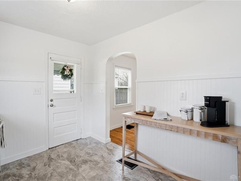 329 Roosevelt Drive, Springfield, OH 45503 Photo 13