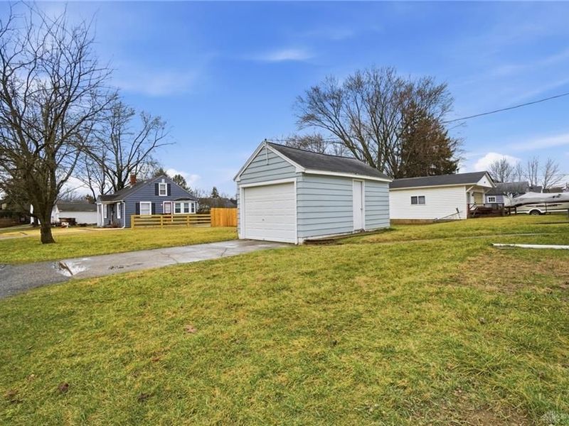 329 Roosevelt Drive, Springfield, OH 45503 Photo 27