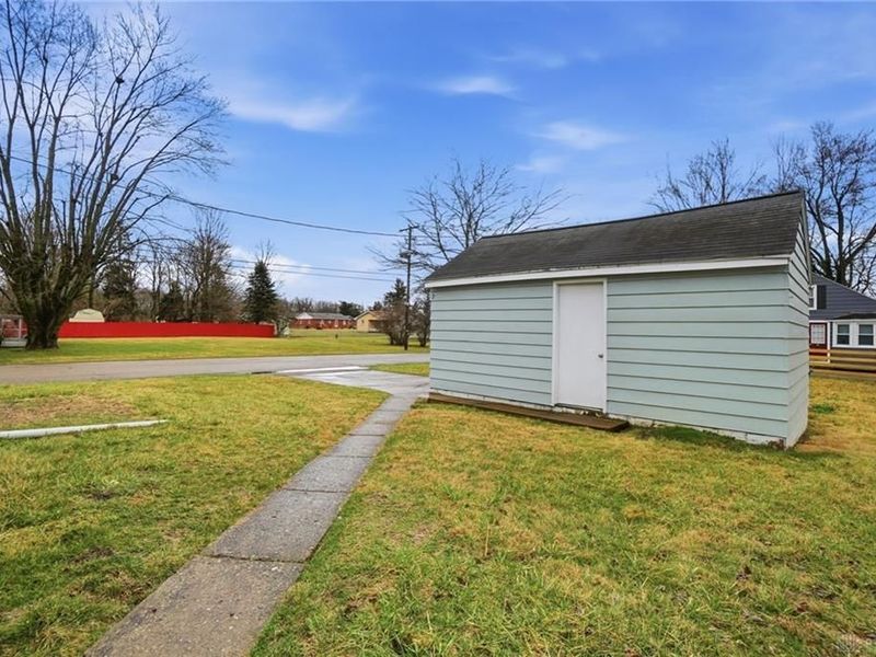 329 Roosevelt Drive, Springfield, OH 45503 Photo 28