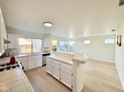 6813 Springridge Way, Elk Grove, CA 95758 Photo