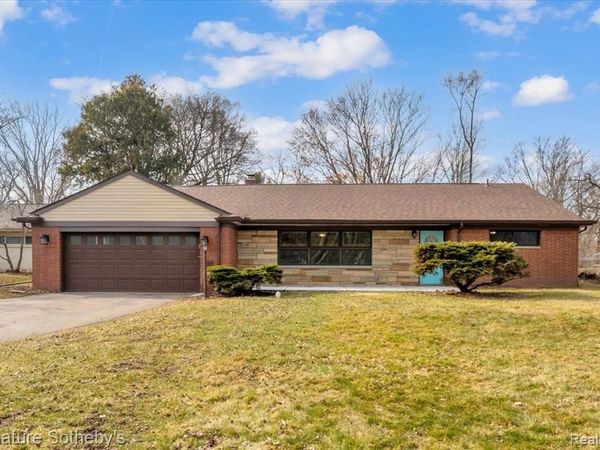 237 Marlborough Drive, Bloomfield Twp, MI 48302
