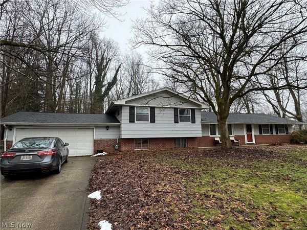 8257 Cricket Lane , Northfield, OH 44067