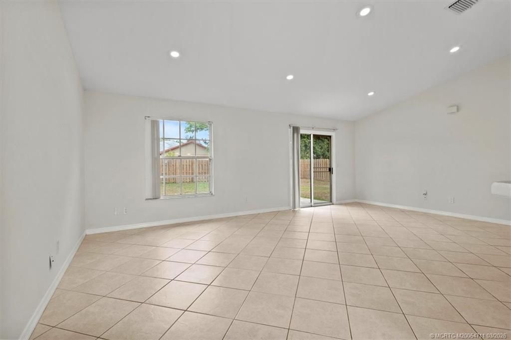 517 SW College Park Road, Port Saint Lucie, FL 34953 Photo