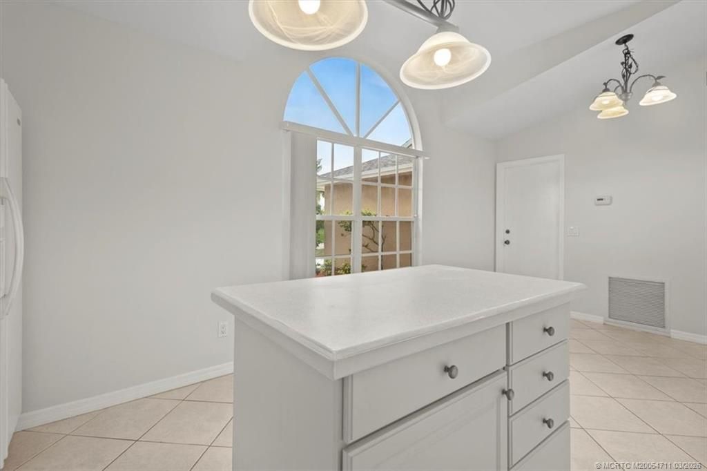 517 SW College Park Road, Port Saint Lucie, FL 34953 Photo