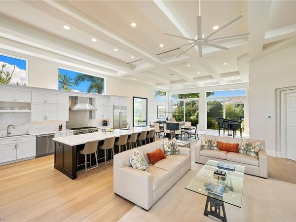 7963 Grand Bay DR, Unit 11, NAPLES, FL 34108