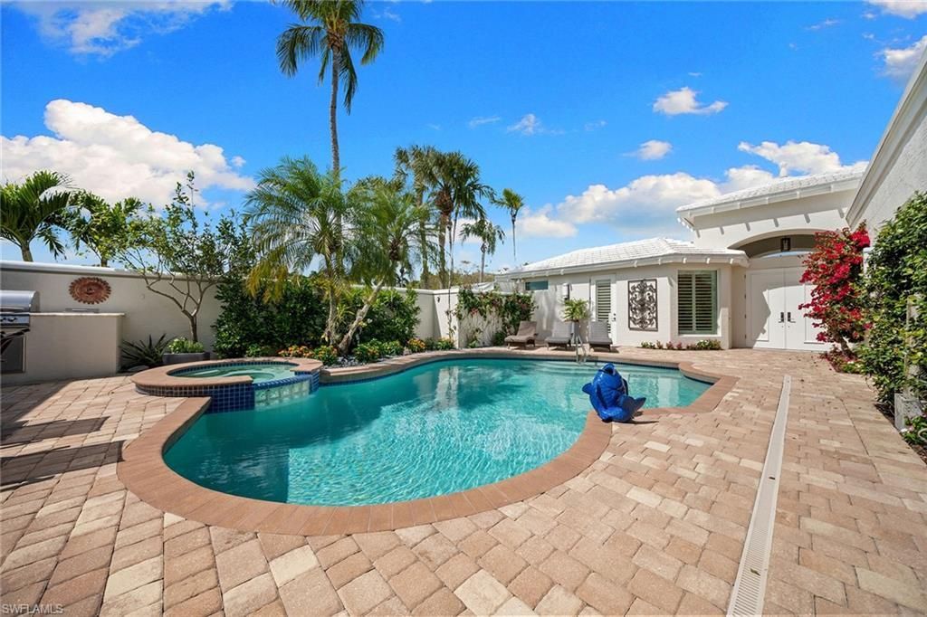 7963 Grand Bay Dr, Unit 11, Naples, FL 34108 Photo