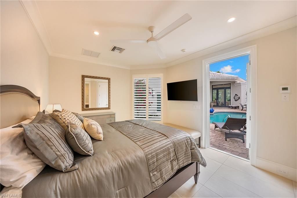 7963 Grand Bay Dr, Unit 11, Naples, FL 34108 Photo