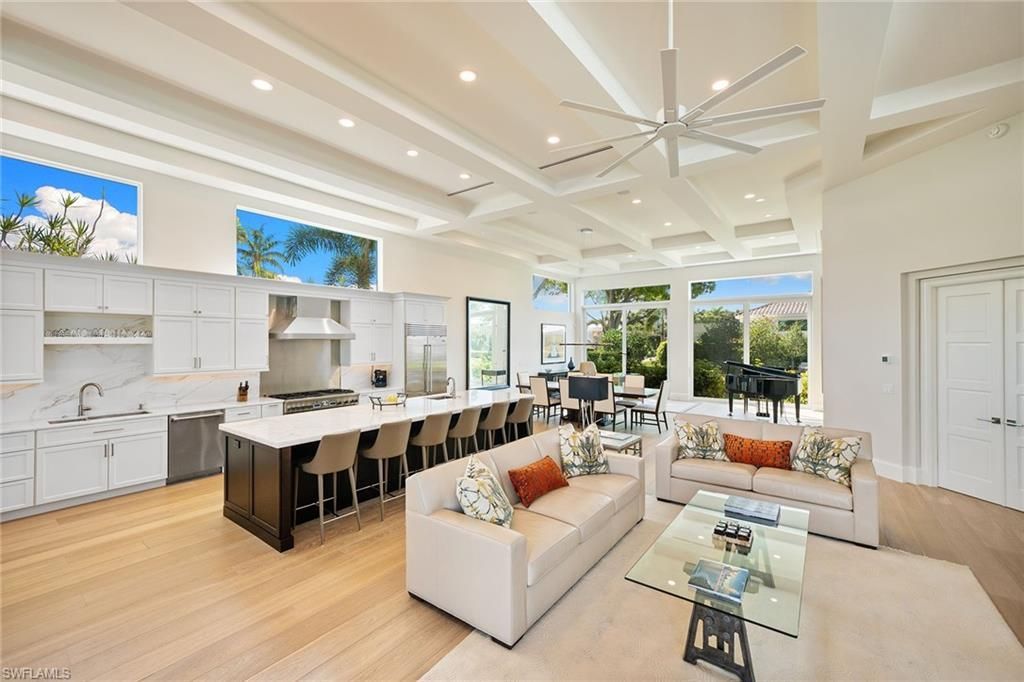 7963 Grand Bay Dr, Unit 11, Naples, FL 34108 Photo