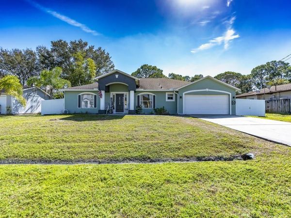 342 SW Voltair Terrace, Port St. Lucie, FL 34984