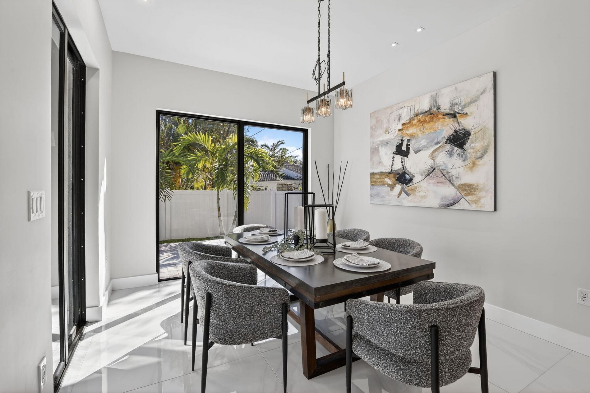 750 NE 16th Avenue, Fort Lauderdale, FL 33304 Photo