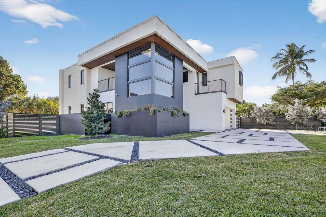 750 NE 16th Avenue, Fort Lauderdale, FL 33304 Photo