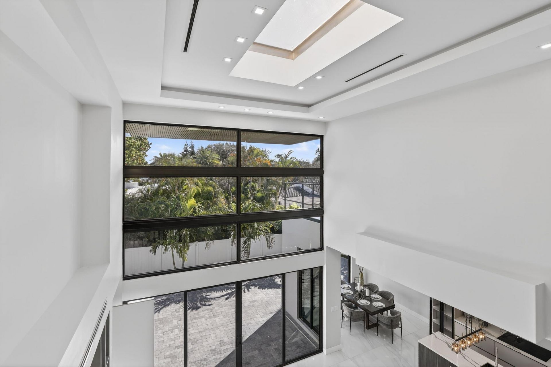 750 NE 16th Avenue, Fort Lauderdale, FL 33304 Photo