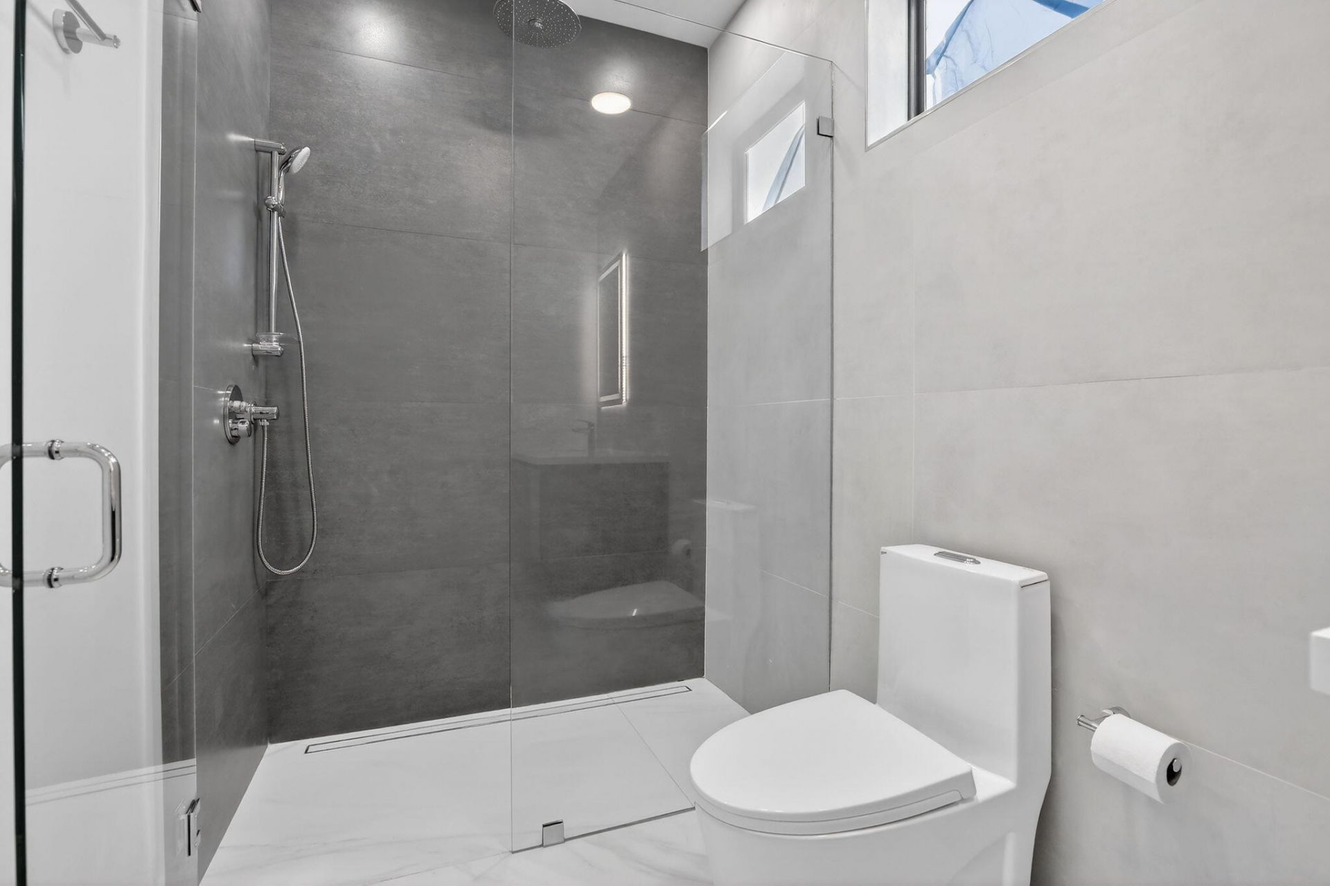 750 NE 16th Avenue, Fort Lauderdale, FL 33304 Photo