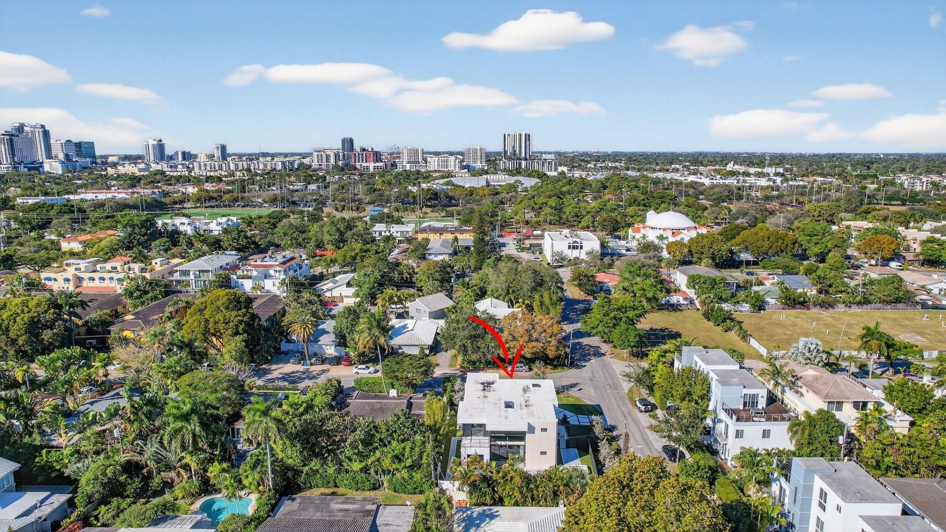 750 NE 16th Avenue, Fort Lauderdale, FL 33304 Photo