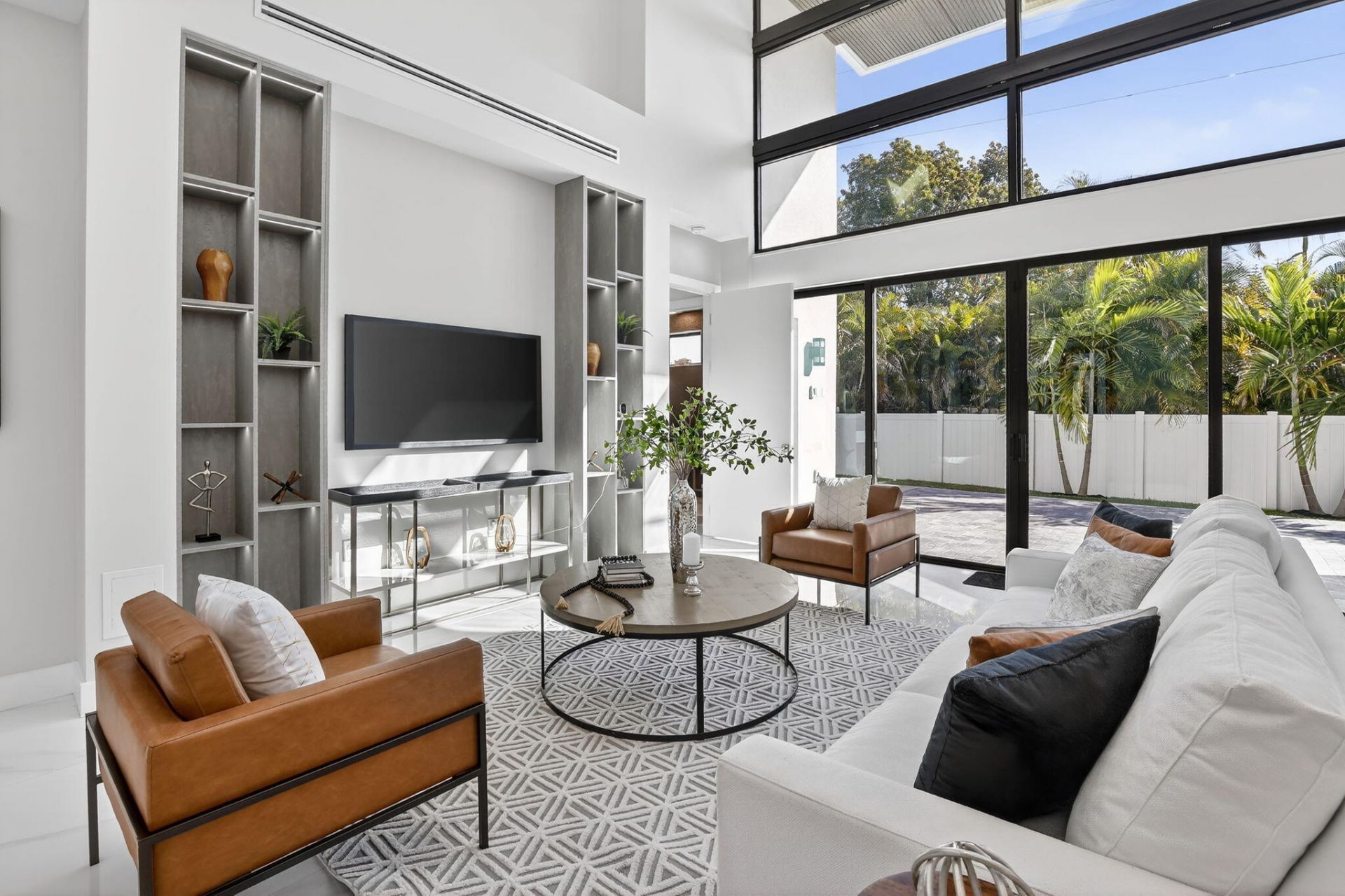 750 NE 16th Avenue, Fort Lauderdale, FL 33304 Photo