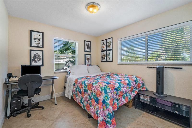 2135 NE 2nd Dr, Boca Raton, FL 33431 Photo