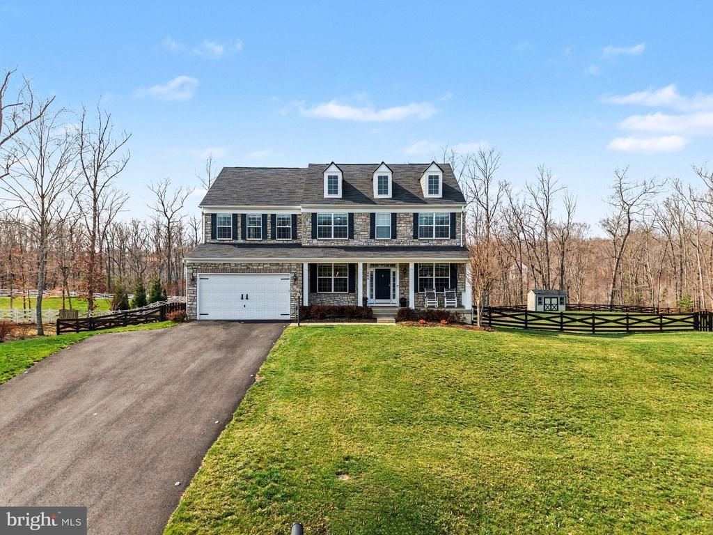 245 Perth Drive, Fredericksburg, VA 22405 Main Photo