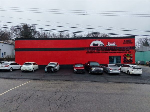 1080 3rd St, North Versailles, PA 15137